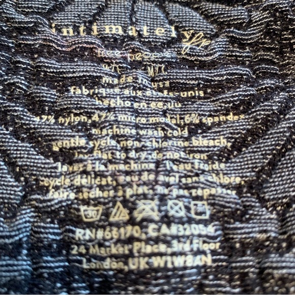 FREE PEOPLE intimately 47% nylon 47% micro modal floral cami NWT in size Medium - Picture 5 of 10